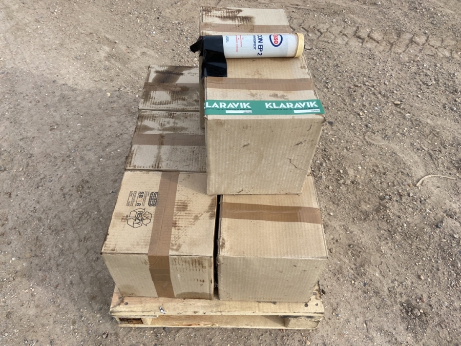 Klaravik auktioner - Fedt patroner