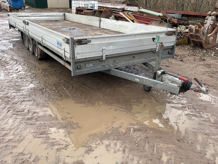 3 akslet trailer