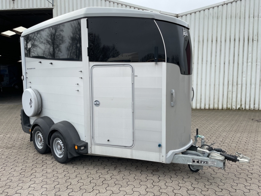 Heste Trailer