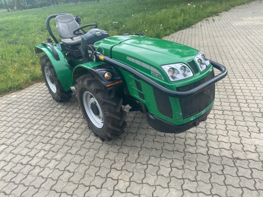 Kompakttraktor