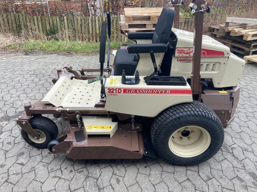 Klaravik auktioner Zero turner