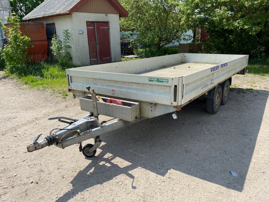 Trailer
