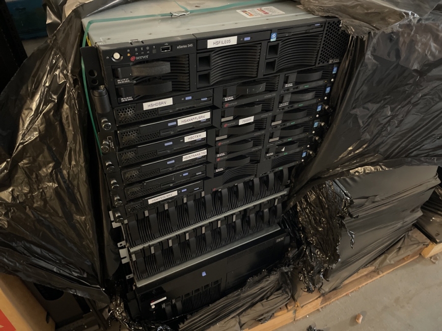 Klaravik auktioner Server Hardware