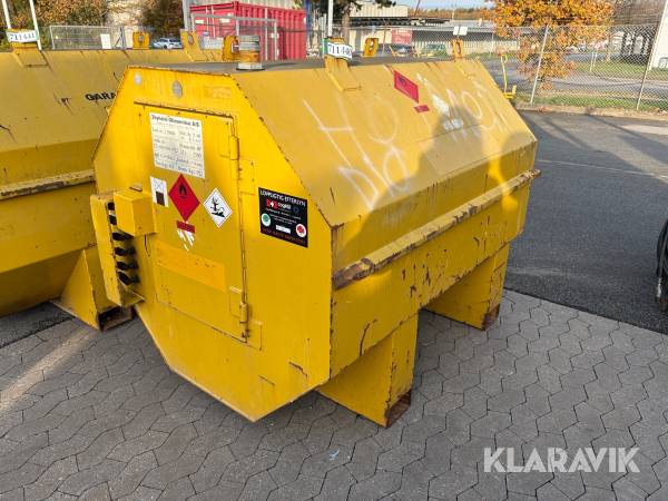 Dieseltank 1500 liter med pumpe