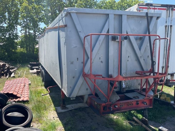 Tiptrailer / Reparationsobjekt